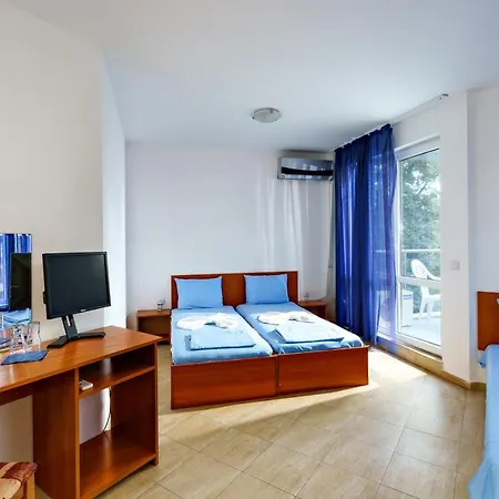 Park 2 Hotel